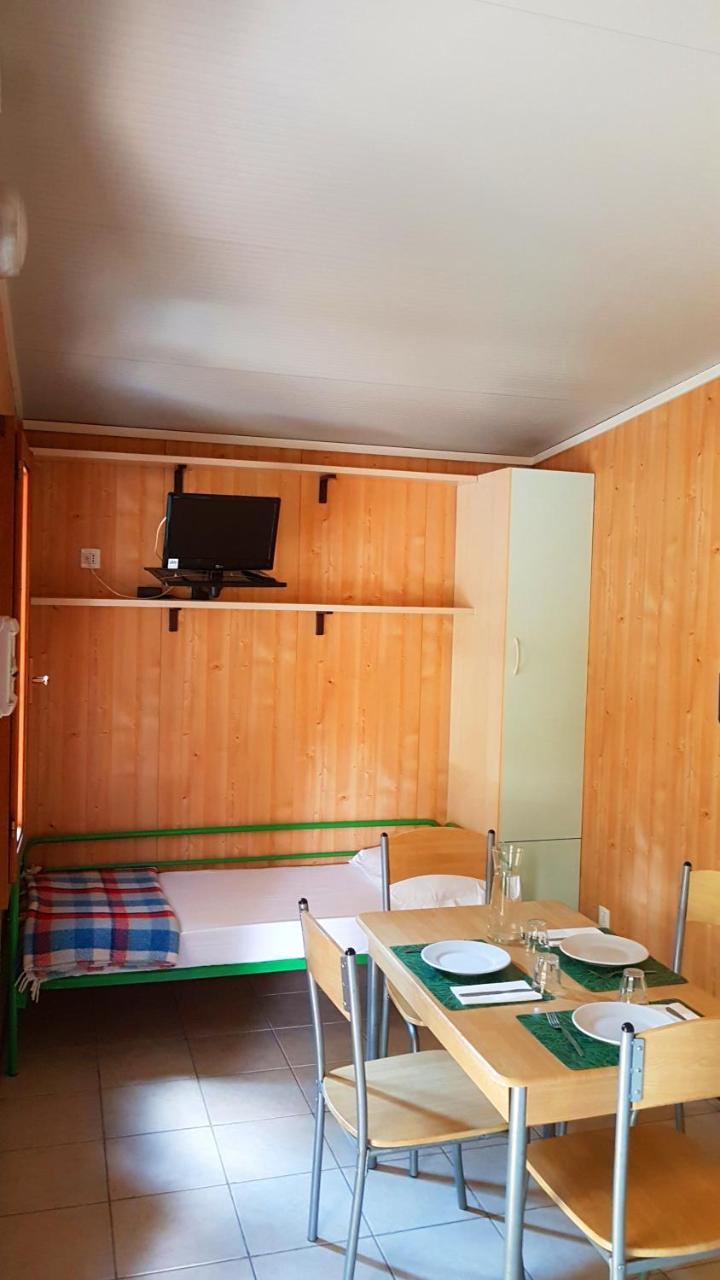 Hotel Camping Luna Marina di Massa Zewnętrze zdjęcie