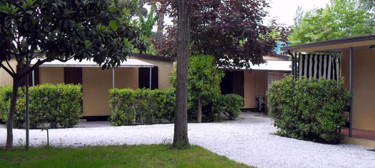 Hotel Camping Luna Marina di Massa Zewnętrze zdjęcie